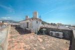 Terrace &amp; views over Castle